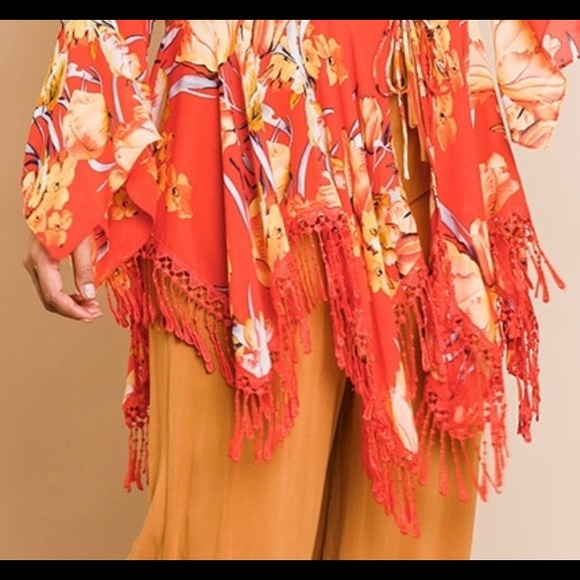 Umgee Plus - Bell Sleeved Fringed Kimono - Picture 7 of 8